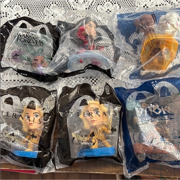 McDonald's Other - McDonald’s 2022  Thor Love and Thunder Movie Happy Meal Toys Set‎ of 6